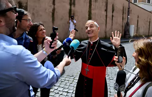 Conclavul pentru alegerea noului Papă a început. Ce reguli stricte trebuie să respecte cardinalii închiși în Capela Sixtină