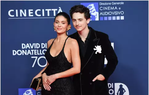 Kylie Jenner și Timothée Chalamet au făcut senzație la debutul lor pe covorul roșu, la Gala David di Donatello din Roma