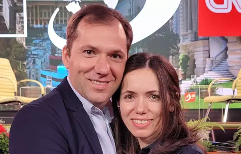 Cine este și cu ce se ocupă Bogdan, fratele Mirabelei Grădinaru. I-a fost alături lui Nicușor Dan la începutul carierei în politică