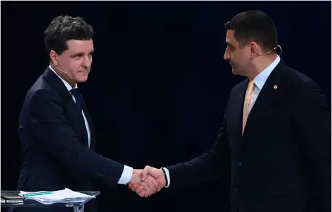 Nicuşor Dan şi George Simion, faţă în faţă la MCN Podcast cu Micutzu. Dezbatere online cu invitaţi speciali din media și societatea civilă