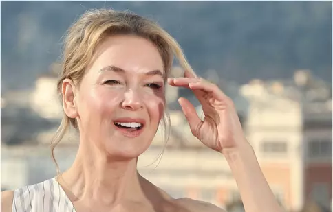 Renée Zellweger, de nerecunoscut în sezonul 5 din „Crime în imobil”! Transformare spectaculoasă pentru noul rol | FOTO