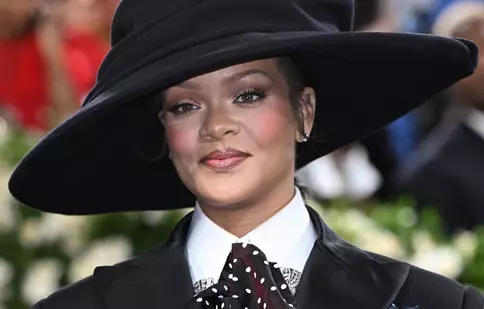 Rihanna și A$AP Rocky așteaptă al treilea copil! Cuplul a făcut anunțul înainte de Met Gala 2025 