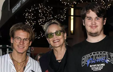 Sharon Stone, imagini rare cu cei trei copii adoptați: „Sunt recunoscătoare că sunt mamă și nu am pus Hollywoodul pe primul loc”