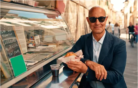 Stanley Tucci dezvăluie secretele culinare ale Italiei în noua serie „Tucci în Italia” la National Geographic