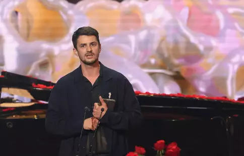 Vlad Udrescu, premiat la Gala UNITER. Protagonistul serialului „Ana, Mi-ai fost scrisă în ADN” a ținut un discurs emoționant