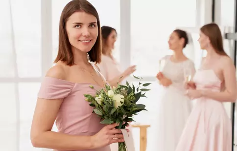 Ce flori se oferă la cununia civilă? 4 recomandări 