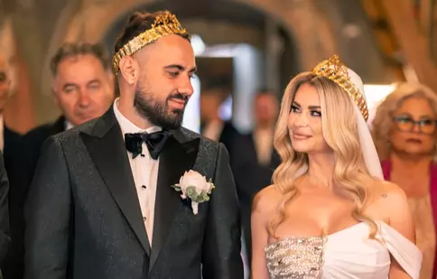 Emi de la Noaptea Târziu și Mădălina, 2 ani de căsnicie! Imagini spectaculoase și mesaje amuzante de la „nunta de bumbac”