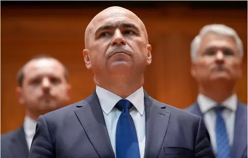 Ilie Bolojan, apariție neașteptată în prima zi ca premier. Imaginea care a devenit virală