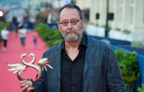 Jean Reno debutează ca scriitor la aproape 77 de ani. Actorul este autorul thrillerului „Emma”