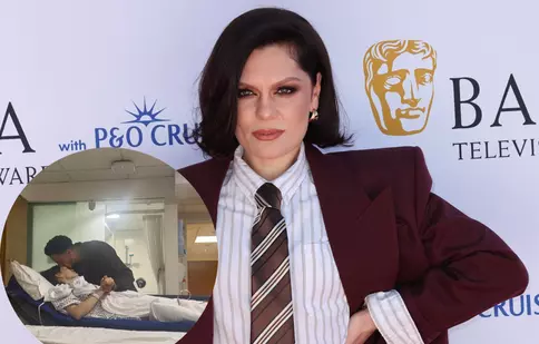 Jessie J, imagini de pe patul de spital. A fost operată de cancer la sân. Cum se simte acum