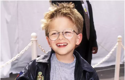 Ce face azi băiețelul din „Jerry Maguire”. Jonathan Lipnicki are 34 de ani și e de nerecunoscut