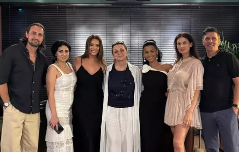 Actorii din „Inimă de Țigan”, reuniți după ani de zile. Imagini de colecție cu Denis Ștefan și colegii săi