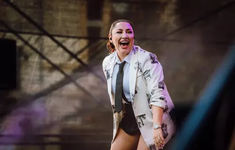 Andra, plătită regește pentru un concert de o oră în Brăilă. Suma încasată de artistă este fabuloasă