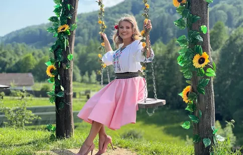 Mirela Vaida a renunțat la oraș pentru viața simplă, la țară. „Mi-au cerut să-i duc la summer school, în celălalt sat”