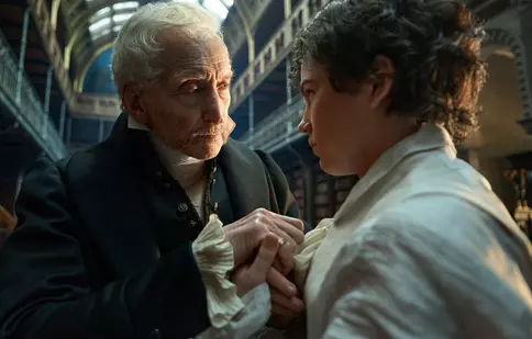 Primele imagini din culisele filmului „Frankenstein”, cea mai nouă operă semnată de Guillermo del Toro. Când apare pe Netflix