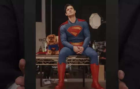 David Corenswet îmbracă din nou costumul lui Superman. Eroul DC revine pe marile ecrane. A fost anunțată deja data de lansare