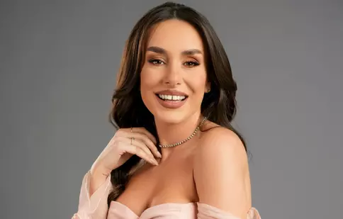 Andreea Frățilă revine cu un nou sezon „Mireasa. Direct din culise” la Antena Stars