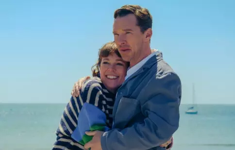 „Familia Rose” – Olivia Colman și Benedict Cumberbatch în remake-ul modern al comediei negre „Războiul familiei Rose”. Poveste, trailer