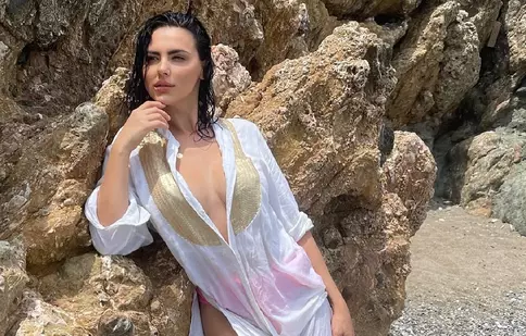 Lavinia Pîrva, apariție spectaculoasă în costum de baie. Soția lui Ștefan Bănică și-a etalat silueta și a stârnit reacții neașteptate