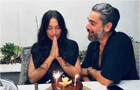 Neslihan Atagül, aniversare emoționantă: imagine rară alături de fiul ei, Aziz. Cum a petrecut alături de Kadir Doğulu