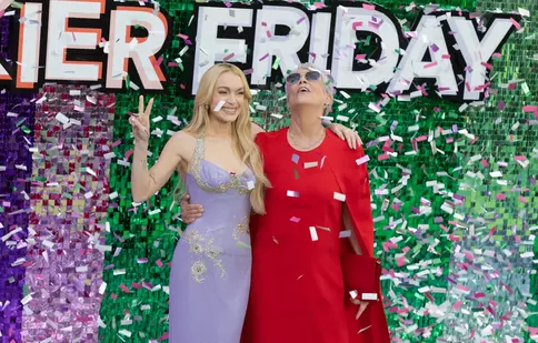 Lindsay Lohan și Jamie Lee Curtis au strălucit la premiera londoneză a filmului „Freakier Friday”. Fac echipă din nou după 22 de ani