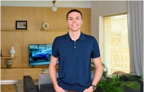 Cum arată casa lui David Popovici. Înoată în lux: reședință modernă, curte generoasă și acces la piscină semiolimpică