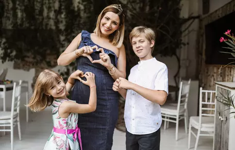 Ela Crăciun are toate motivele să fie o mamă mândra. Fiica vedetei, Alesia, și-a făcut debutul pe marile ecrane, la doar 13 ani