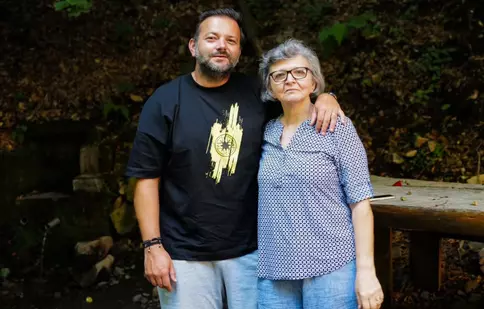 Mihai Morar își sărbătorește mama cu imagini rare și un mesaj emoționant: „Prima mea iubire” | FOTO