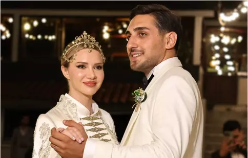 GALERIE FOTO. Otilia Bilionera s-a căsătorit cu Bekir Ali: nuntă fastuoasă de două zile în Turcia, cu tradiții românești și turcești