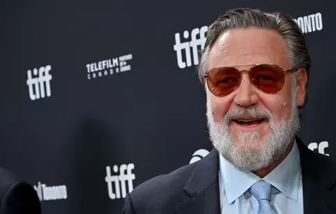 „Gladiatorul” pe scenă în România: Vezi unde îl poți vedea pe Russell Crowe. Anunțul actorului pentru fanii români