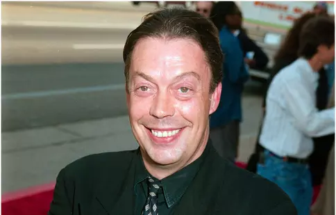 Tim Curry, detalii rare despre viața după AVC: „Încă nu pot merge, dar rămân optimist” – Cum se simte actorul