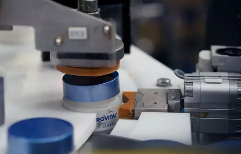 Un nou episod „Produs în România” este difuzat la Discovery. Povestea celui mai celebru brand de cosmetice din țară - pas cu pas, pe micul ecran