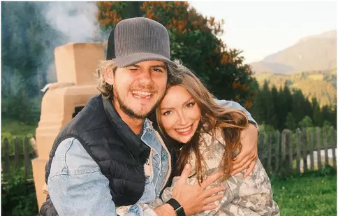 Cuza de la „Neatza”, declarație emoționantă pentru Alexandra: „M-a super echilibrat” – Cum și-a găsit iubirea pe Instagram