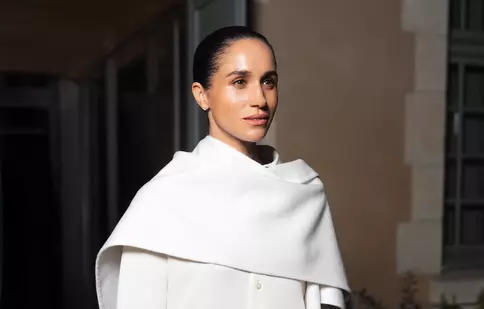Meghan Markle a furat toate privirile la Săptămâna Modei de la Paris. Prințul Harry nu a însoțit-o