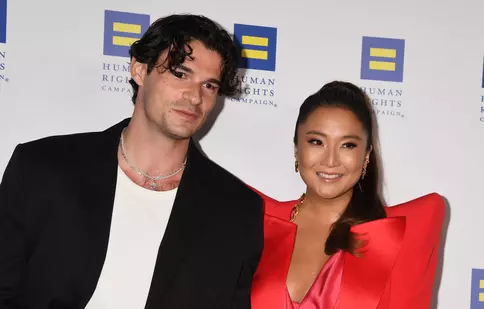 Ashley Park și Paul Forman s-au despărțit după doi ani de relație. Povestea lor a început pe platoul serialului „Emily in Paris”