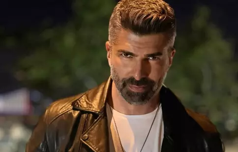 Cenk Torun, lămuriri despre divorț: „Sper că se va termina curând”. Actorul a jucat în „Capcana iubirii”, alături de Mahassine Merabet