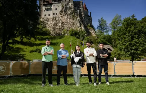 Chefi la cuțite, 19 noiembrie 2025. Confruntarea devine acerbă. Cine este concurentul care a primit trei cuțite de aur