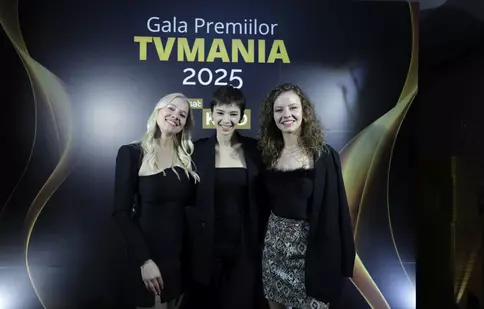 Karina Jianu, surpriza de pe covorul roșu al Galei TV Mania 2025. Ce spune Ruxandra Ion despre actrița din „Ana, mi-ai fost scrisă în ADN”