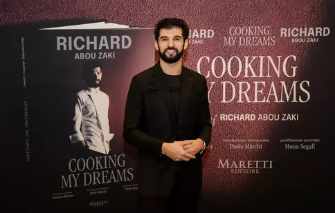 Chef Richard Abou Zaki a lansat cartea Cooking my dreams: „E inima parcursului meu” - Ce conține volumul juratului de la Chefi la cuțite