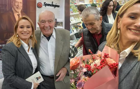 Andreea Esca, moment emoționant după 30 de ani: față în față cu omul care a angajat-o. „Tare îmi era frică!”