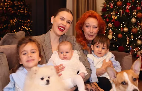 Emily Burghelea, declarație emoționantă pentru bunica Milicuța: visul din copilărie a devenit realitate: „Azi îi pun strănepoții în brațe”