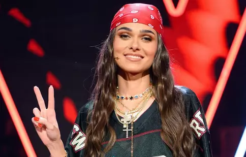 Theo Rose, între finala Vocea României și planurile pentru 2026. „Muzica, și în România, începe să se schimbe”. EXCLUSIV