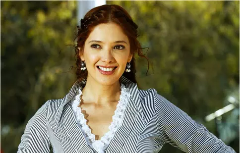 Adela Noriega, la 56 de ani și după un deceniu de tăcere. Un actor Televisa dezvăluie secretul retragerii: „A trebuit să plece pentru copiii ei”