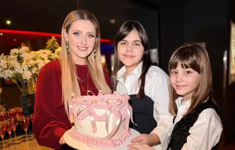 Carolina, fiica cea mare a Alinei Sorescu, a împlinit 12 ani. „Mă uimești în fiecare zi” - Mesajul emoționant al cântăreței