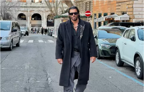 Can Yaman rupe tăcerea la Roma după scandalul drogurilor și atacă presa turcă. Antrenorul său din „Sandokan”: „Este imposibil”