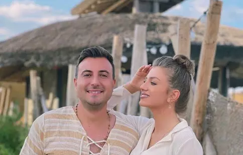 Valentin Sanfira, surprins în Thailanda cu o femeie celebră! Cine este Ana Gabriela