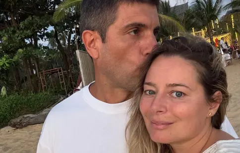 Laura Cosoi, la spital în Thailanda: „Crește frumos. Doamne ajută” - Ce s-a întâmplat cu actrița care este însărcinată pentru a cincea oară