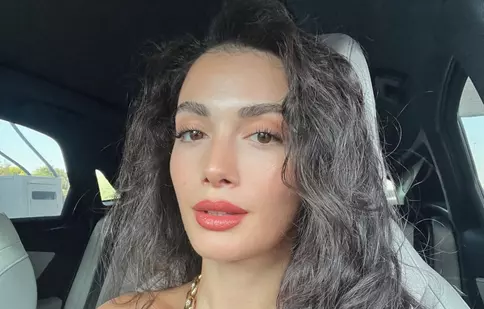 Özge Yağız, din nou în centrul atenției. Actrița din „Inelul cu safir” și Burak Berkay Akgül s-au despărțit după doi ani de relație