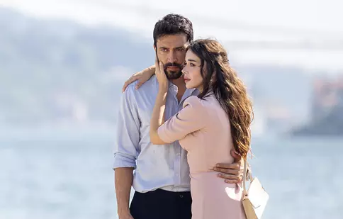 „Pentru copilul meu”, o nouă dramă turcească la Happy Channel. Programul de difuzare și mari schimbări în grilă