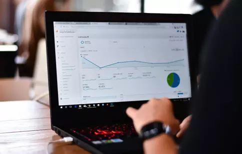 Cum te ajută advertorialele să crești vizibilitatea site-ului tău în Google